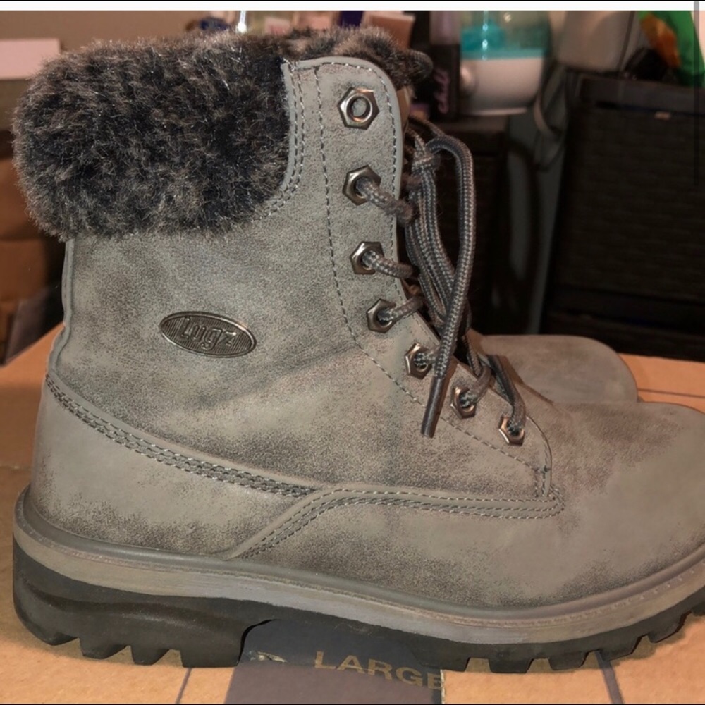 Lug boots
